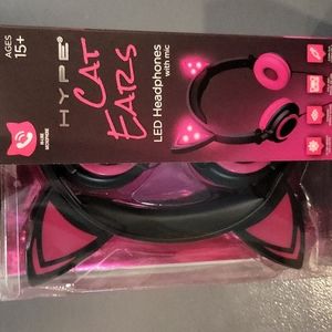 Hype Cat Ears LED Headphones With Mic.